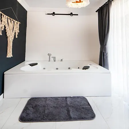 Hotel Egee 4*